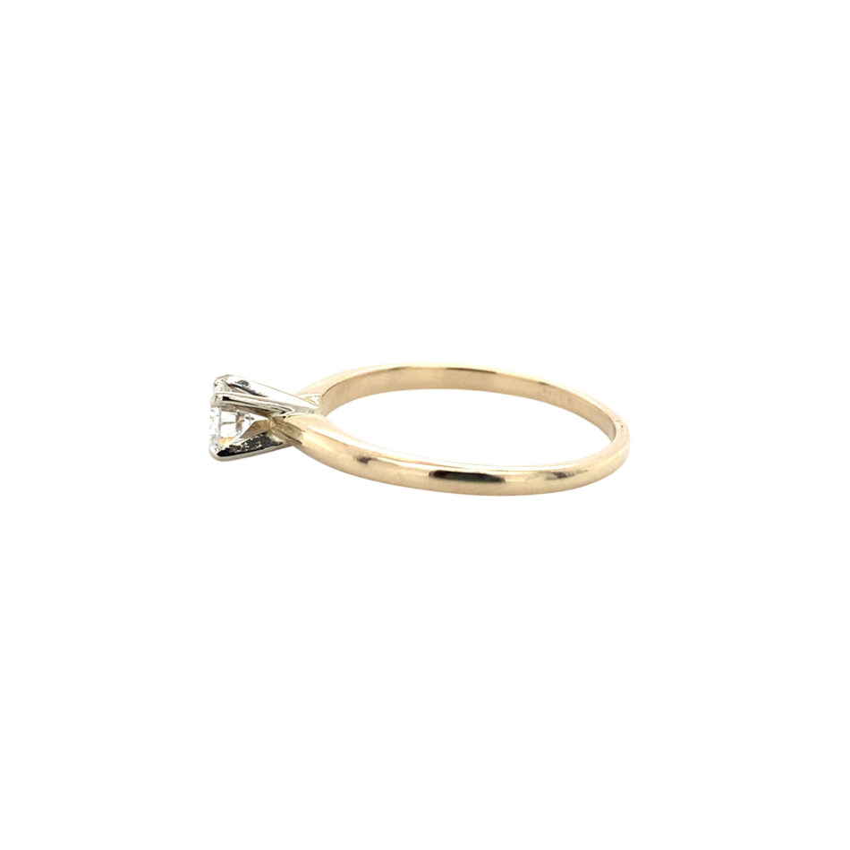 14K Gold .30ct Diamond Solitaire Ring - Image 3