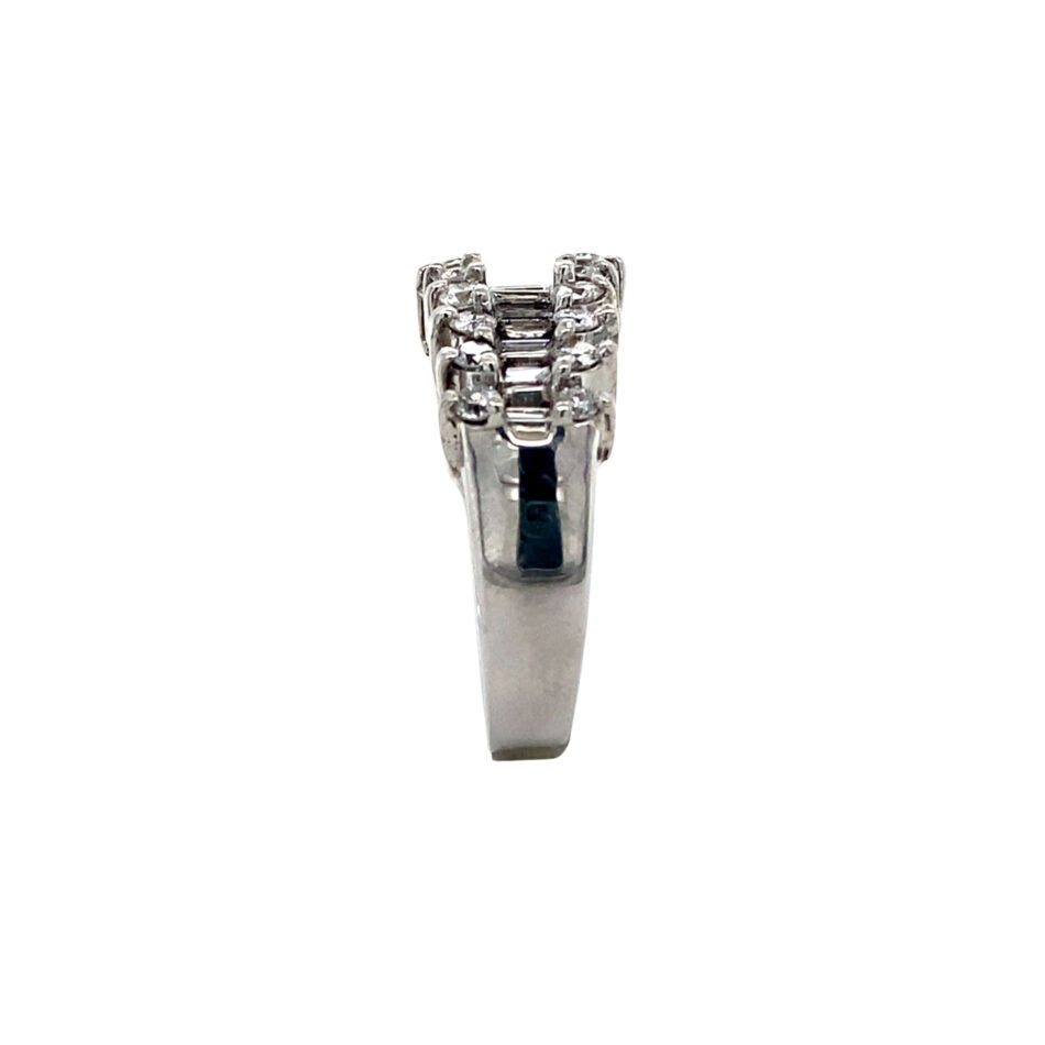 14K White Gold 1.00ctw Round & Baguette Diamond Fashion Ring - Image 7