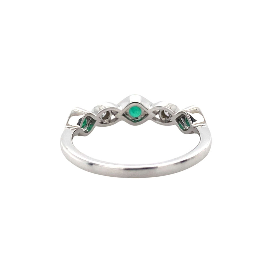 14K White Gold Emerald & Diamond Band - Image 4