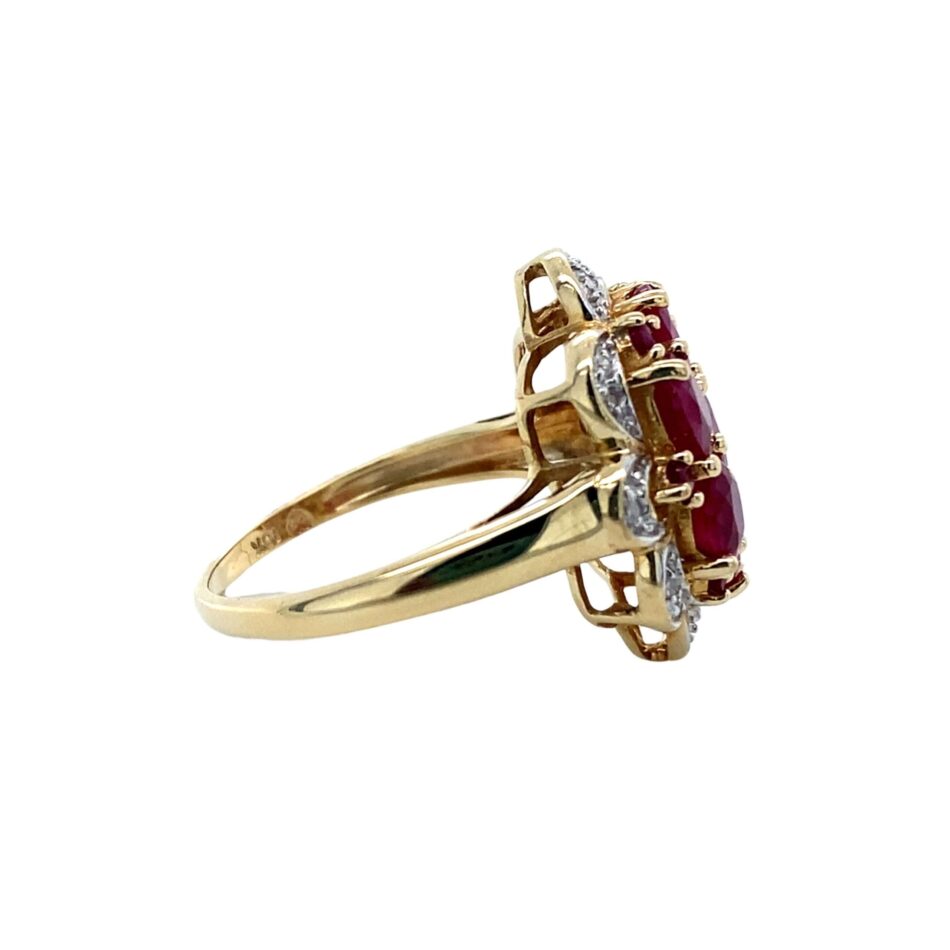 10K Gold Ruby Cluster & Diamond Ring - Image 5