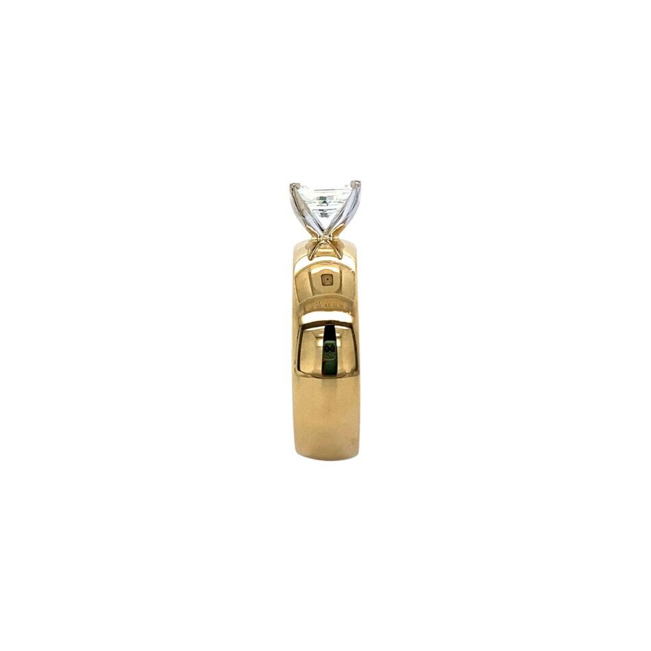 18K Gold .75ct Radiant Diamond Solitaire Ring - Image 7