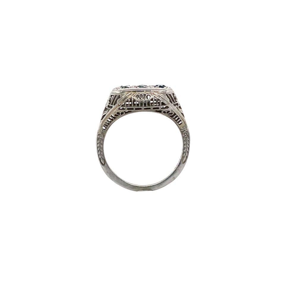 18K White Gold Three-Stone Green Diamond Ring - Image 8